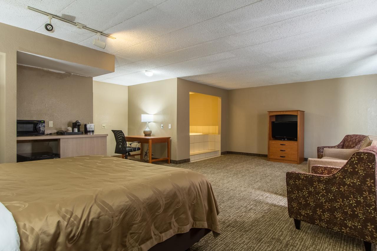 Greenridge Hotel Wickliffe المظهر الخارجي الصورة